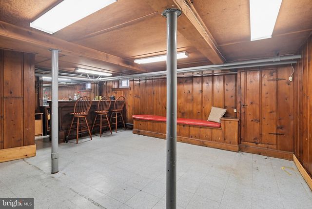 705 WINANS WAY, Baltimore, MD 21229