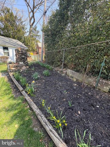 705 WINANS WAY, Baltimore, MD 21229