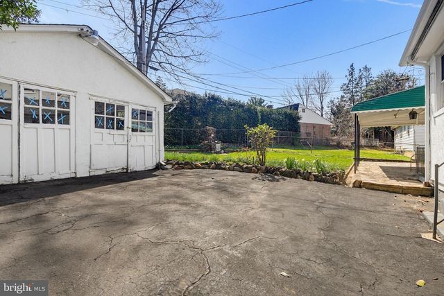 705 WINANS WAY, Baltimore, MD 21229