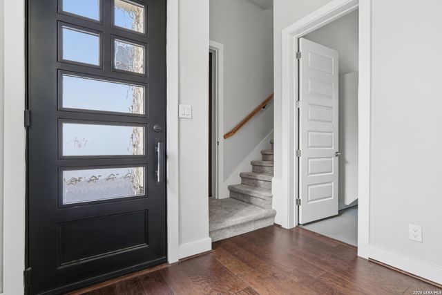 1817 N Saint Marys St Unit 502, San Antonio, TX 78212