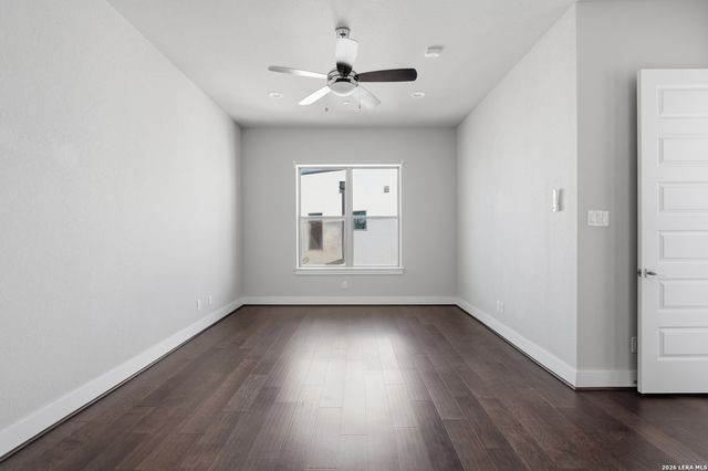 1817 N Saint Marys St Unit 502, San Antonio, TX 78212