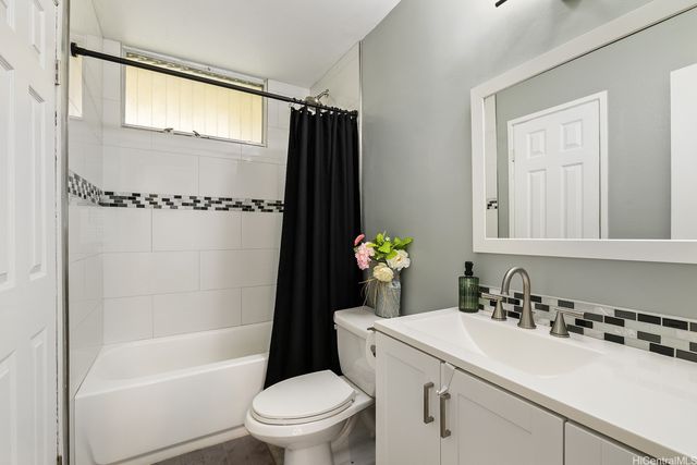 95-2044 Waikalani Place C203, Mililani, HI 96789