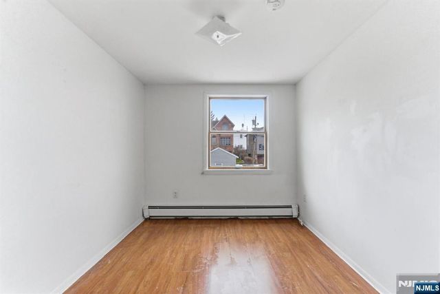 2455 3rd Street, Fort Lee, NJ 07024