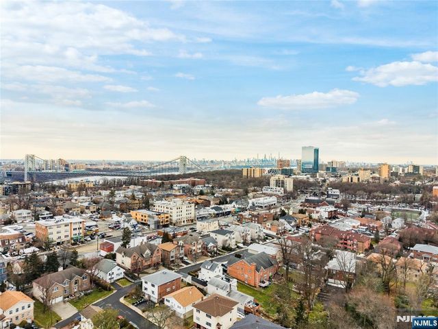 2455 3rd Street, Fort Lee, NJ 07024