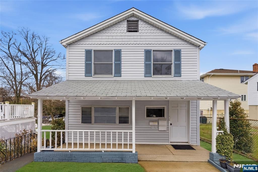 2455 3rd Street, Fort Lee, NJ 07024