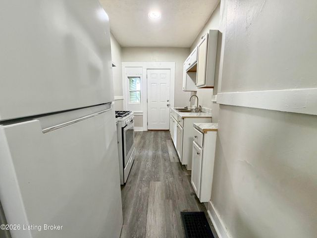 3204 W Kentucky St 2, Louisville, KY 40211
