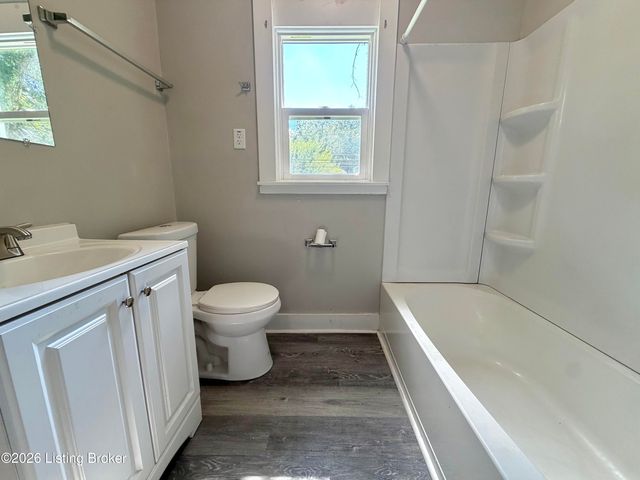 3204 W Kentucky St 2, Louisville, KY 40211