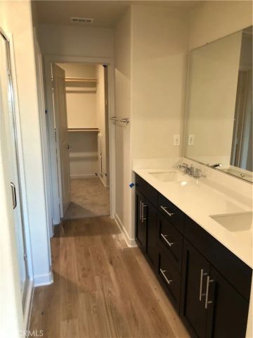 132 Dove Lndg, Covina, CA 91722