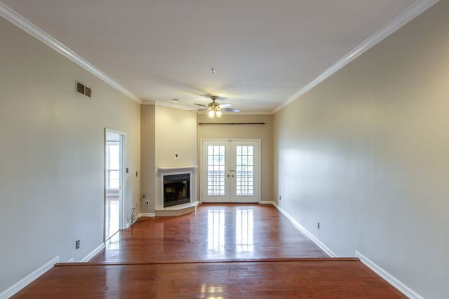 129 West End Place, Nashville, TN 37205