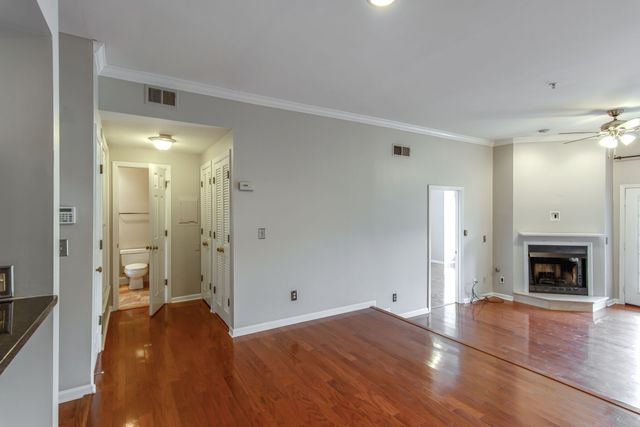 129 West End Place, Nashville, TN 37205
