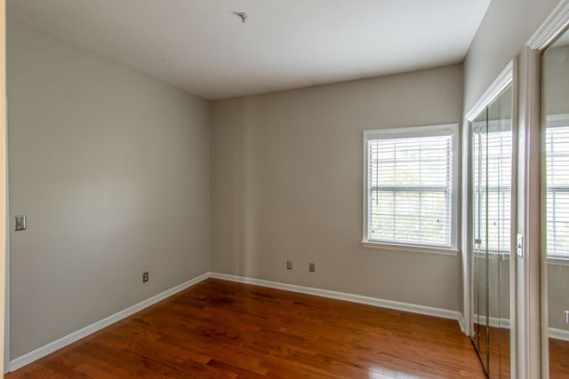 129 West End Place, Nashville, TN 37205