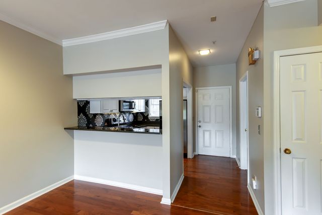 129 West End Place, Nashville, TN 37205