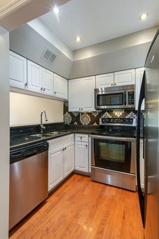 129 West End Place, Nashville, TN 37205