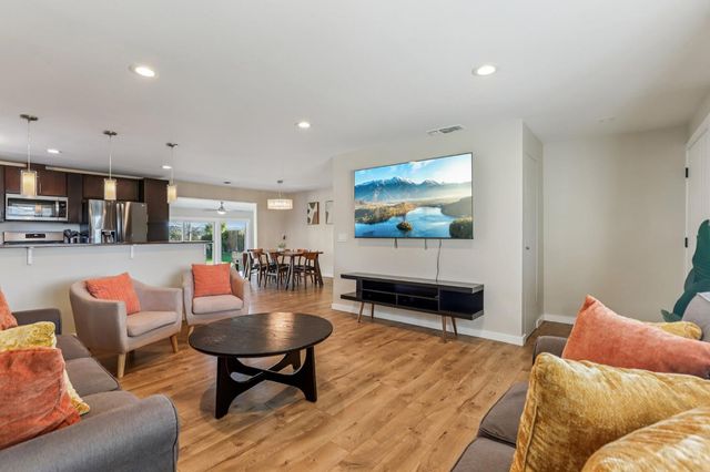 5533 Butano Way, Rocklin, CA 95677