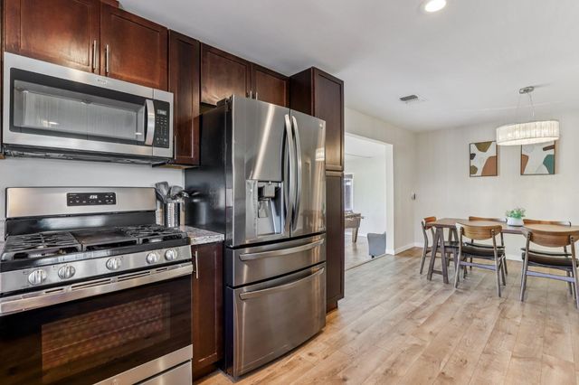 5533 Butano Way, Rocklin, CA 95677