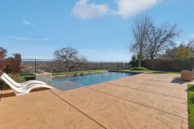 5533 Butano Way, Rocklin, CA 95677