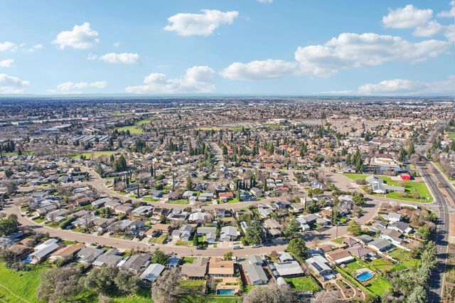 5533 Butano Way, Rocklin, CA 95677