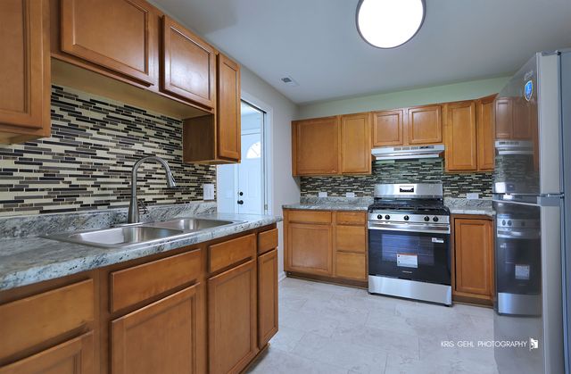 1717 Lyons Court, Waukegan, IL 60085
