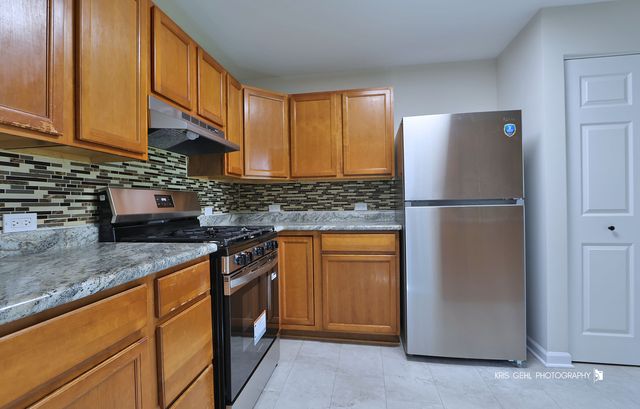 1717 Lyons Court, Waukegan, IL 60085