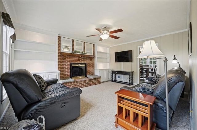 4 E Governor DR, Newport News, VA 23602