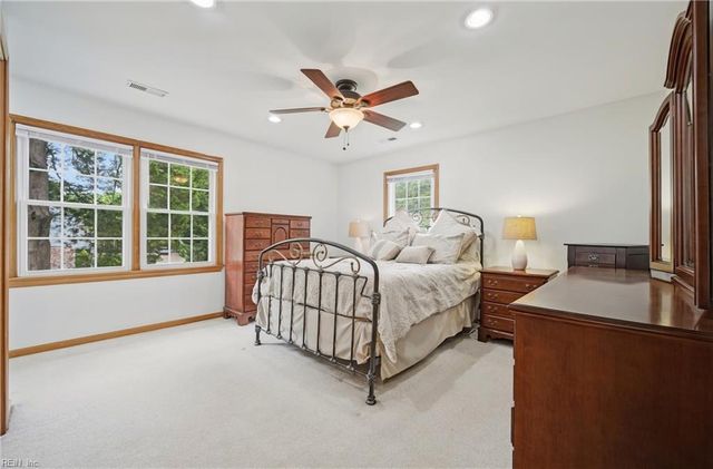 4 E Governor DR, Newport News, VA 23602