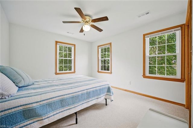 4 E Governor DR, Newport News, VA 23602