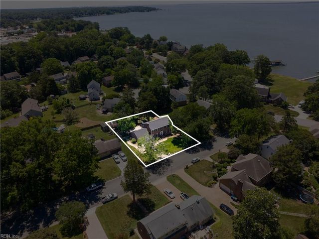 4 E Governor DR, Newport News, VA 23602