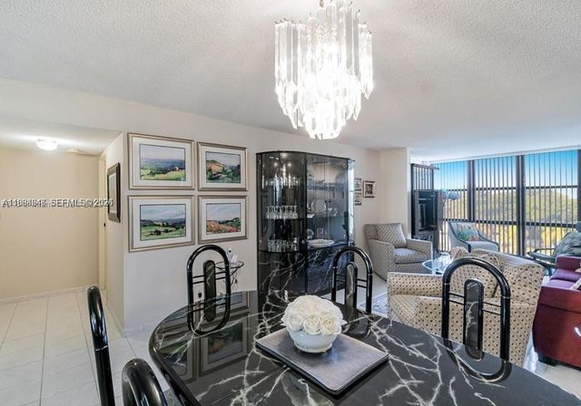 800 Parkview Dr 527, Hallandale Beach, FL 33009