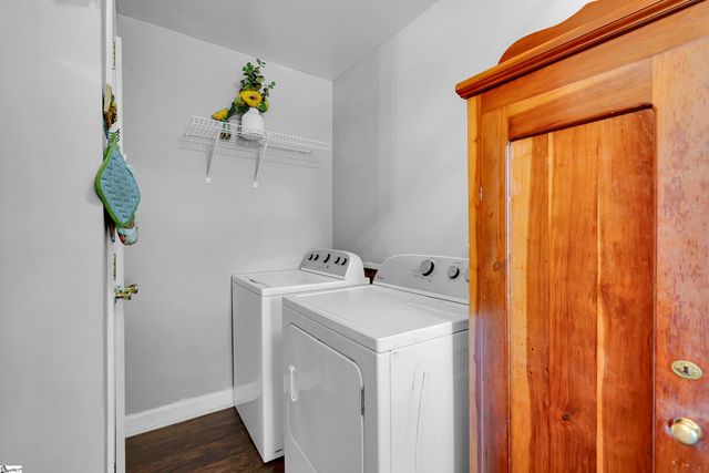 6 Greenfield Court, Greenville, SC 29615