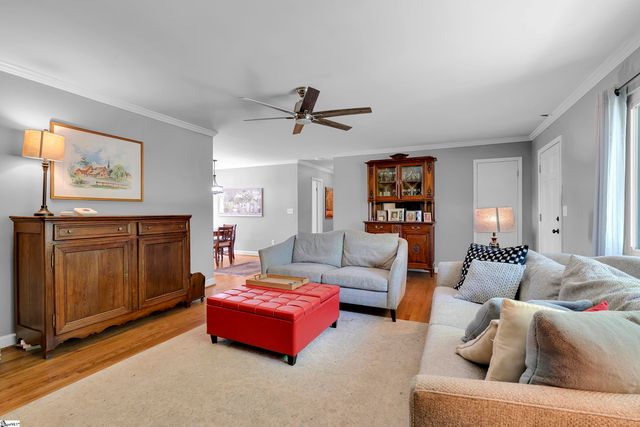 6 Greenfield Court, Greenville, SC 29615