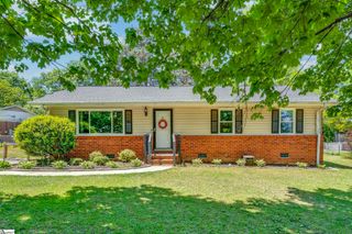 6 Greenfield Court, Greenville, SC 29615