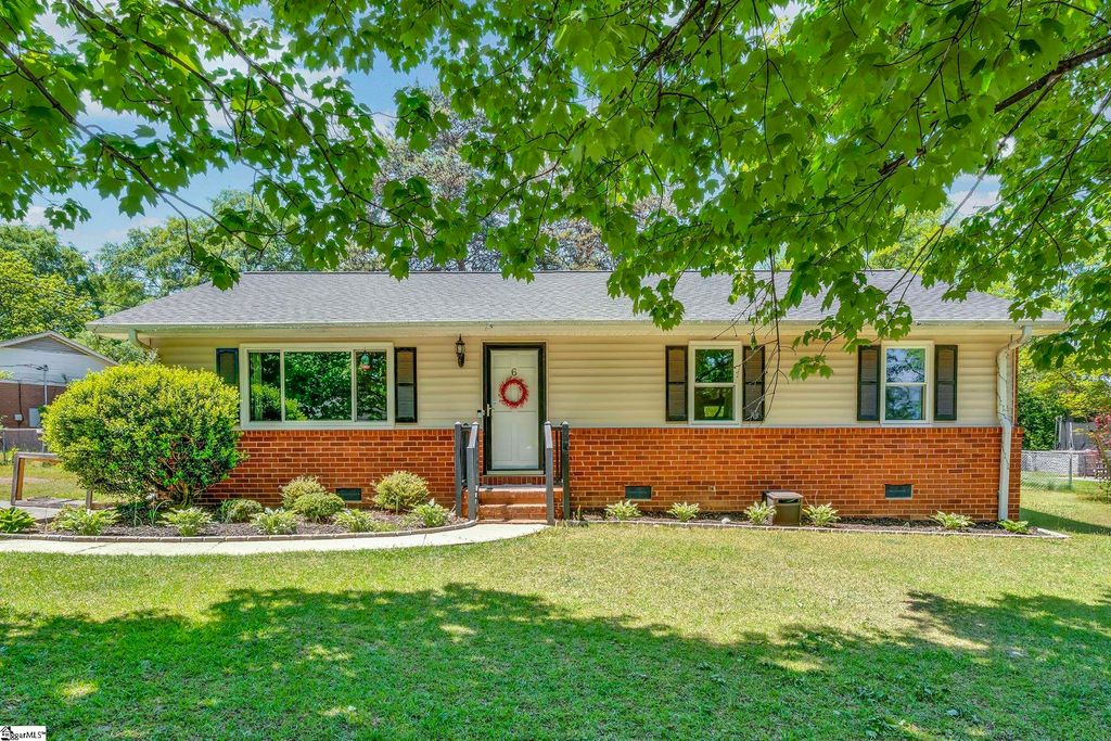 6 Greenfield Court, Greenville, SC 29615