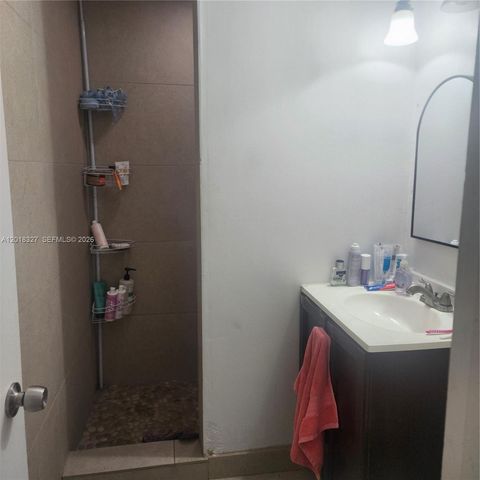 6580 Santona St A8, Coral Gables, FL 33146
