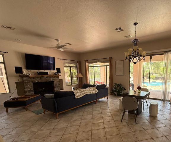 3820 E Carson Road, Phoenix, AZ 85042