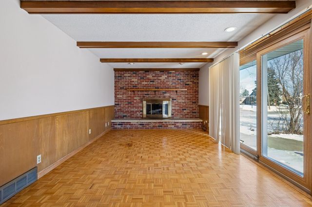 409 TIMBER Drive, Council Bluffs, IA 51503