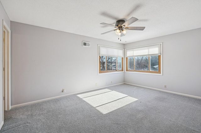 409 TIMBER Drive, Council Bluffs, IA 51503