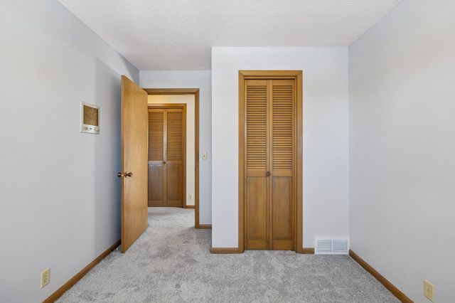 409 TIMBER Drive, Council Bluffs, IA 51503