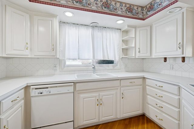 409 TIMBER Drive, Council Bluffs, IA 51503