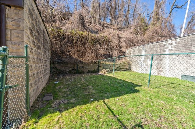 3747 Beechwood Blvd, Squirrel Hill, PA 15217