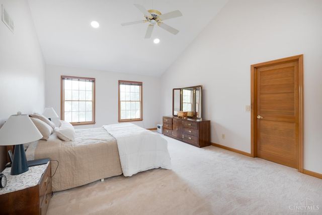 8481 Old Shaw Way, West Chester, OH 45069