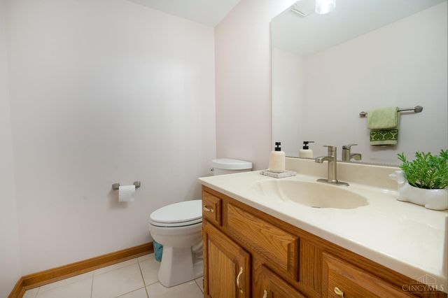 8481 Old Shaw Way, West Chester, OH 45069