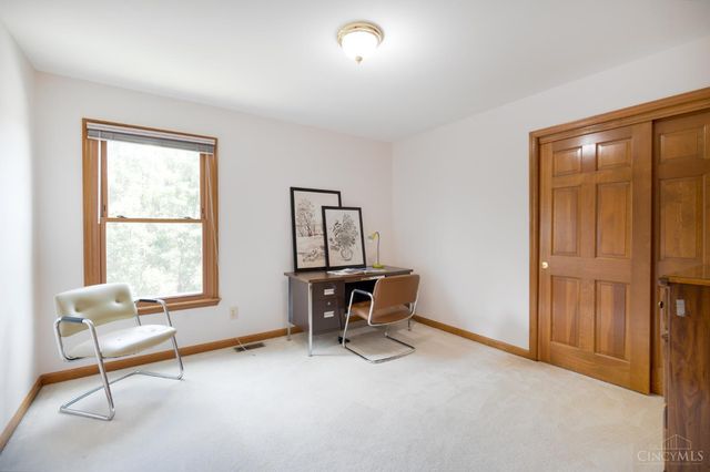 8481 Old Shaw Way, West Chester, OH 45069