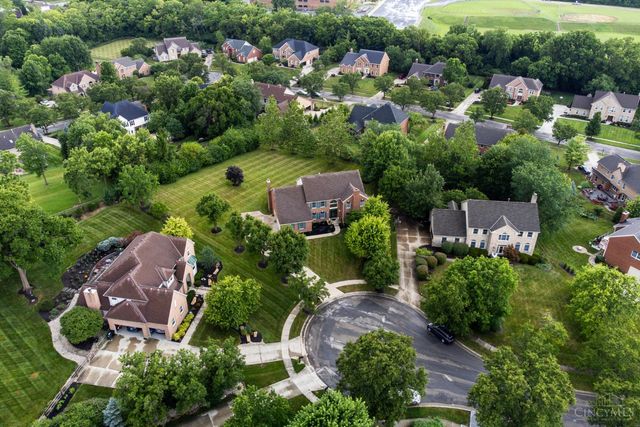 8481 Old Shaw Way, West Chester, OH 45069
