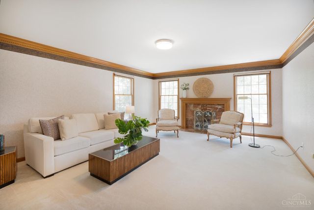 8481 Old Shaw Way, West Chester, OH 45069