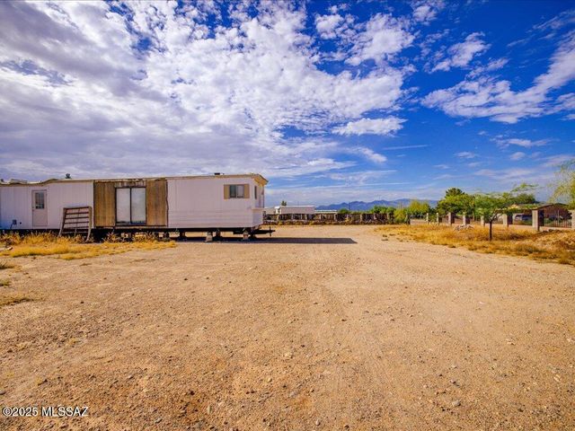 9865 S Desert Brush Loop, Tucson, AZ 85756