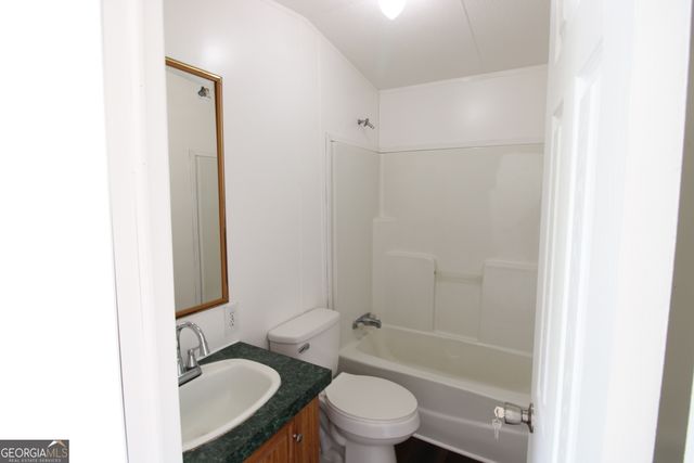 3889 Jacobs Drive, Blackshear, GA 31516