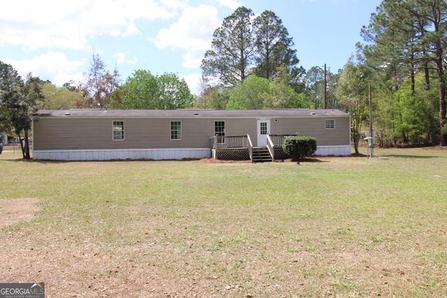 3889 Jacobs Drive, Blackshear, GA 31516