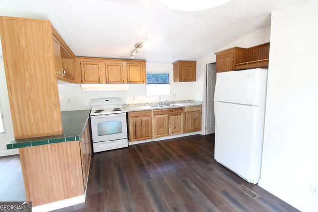 3889 Jacobs Drive, Blackshear, GA 31516