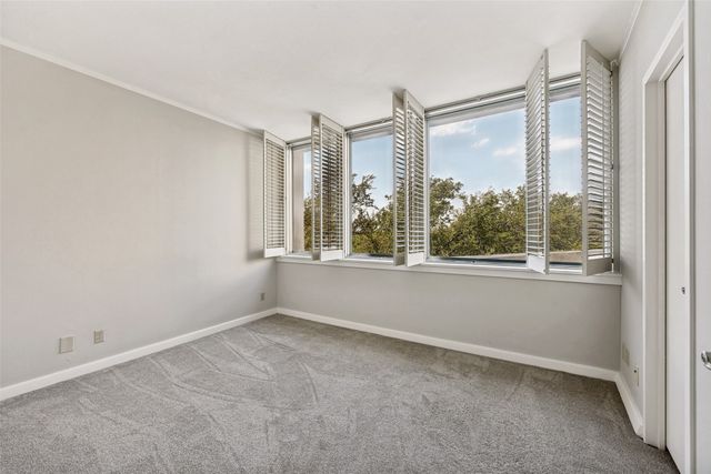 6211 W Northwest Highway 300, Dallas, TX 75225