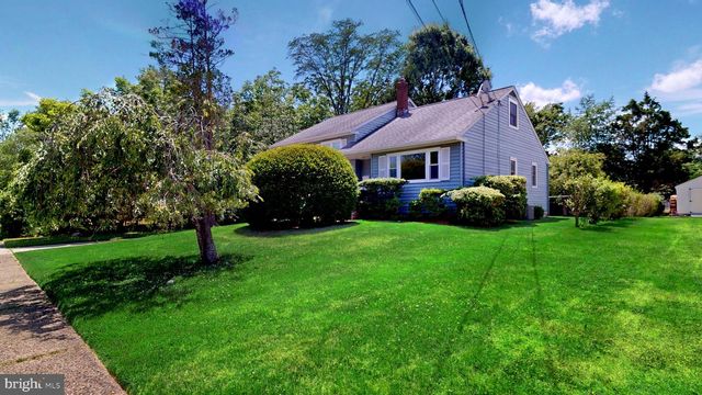 60 DAWN DR, Mount Holly, NJ 08060